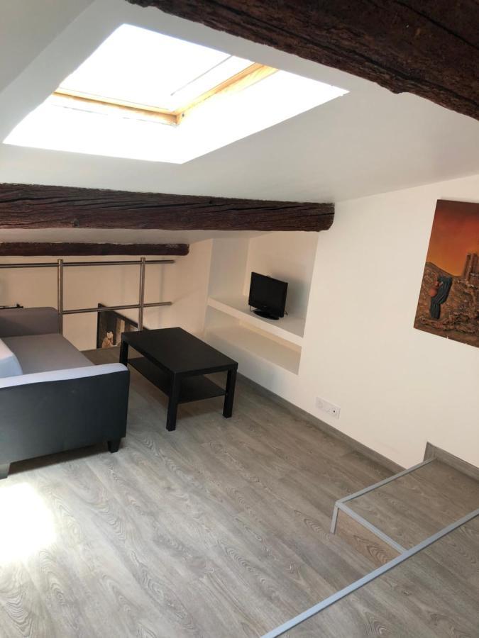 Appartement en centre ville Hyères Extérieur photo